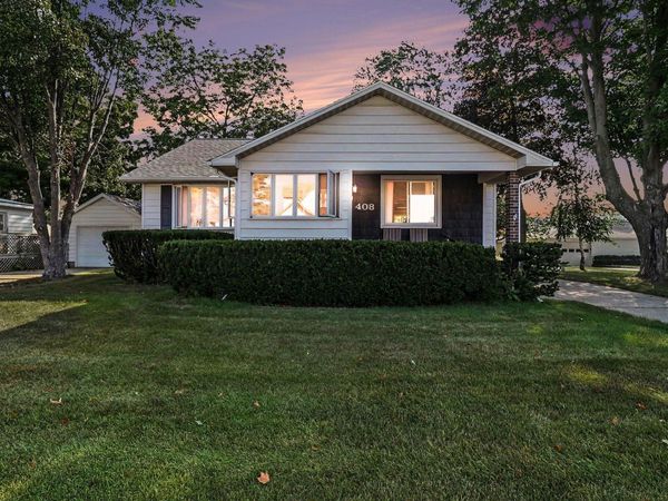 408 N Lewis Street, Ludington, MI 49431