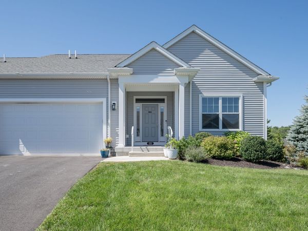 166 Stone Hill Dr, Unit 166, Northbridge, MA 01588