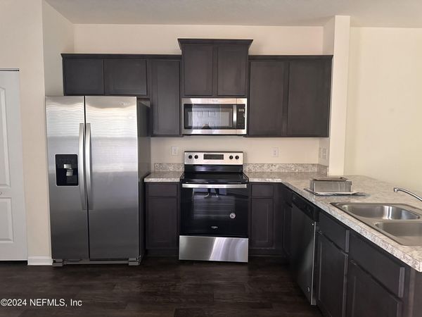 8095 ECHO SPRINGS Road, Jacksonville, FL 32256