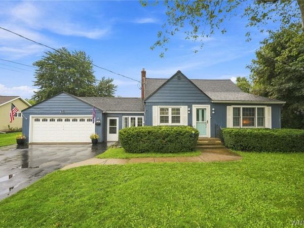 345 S Clinton Street, Albion, NY 14411