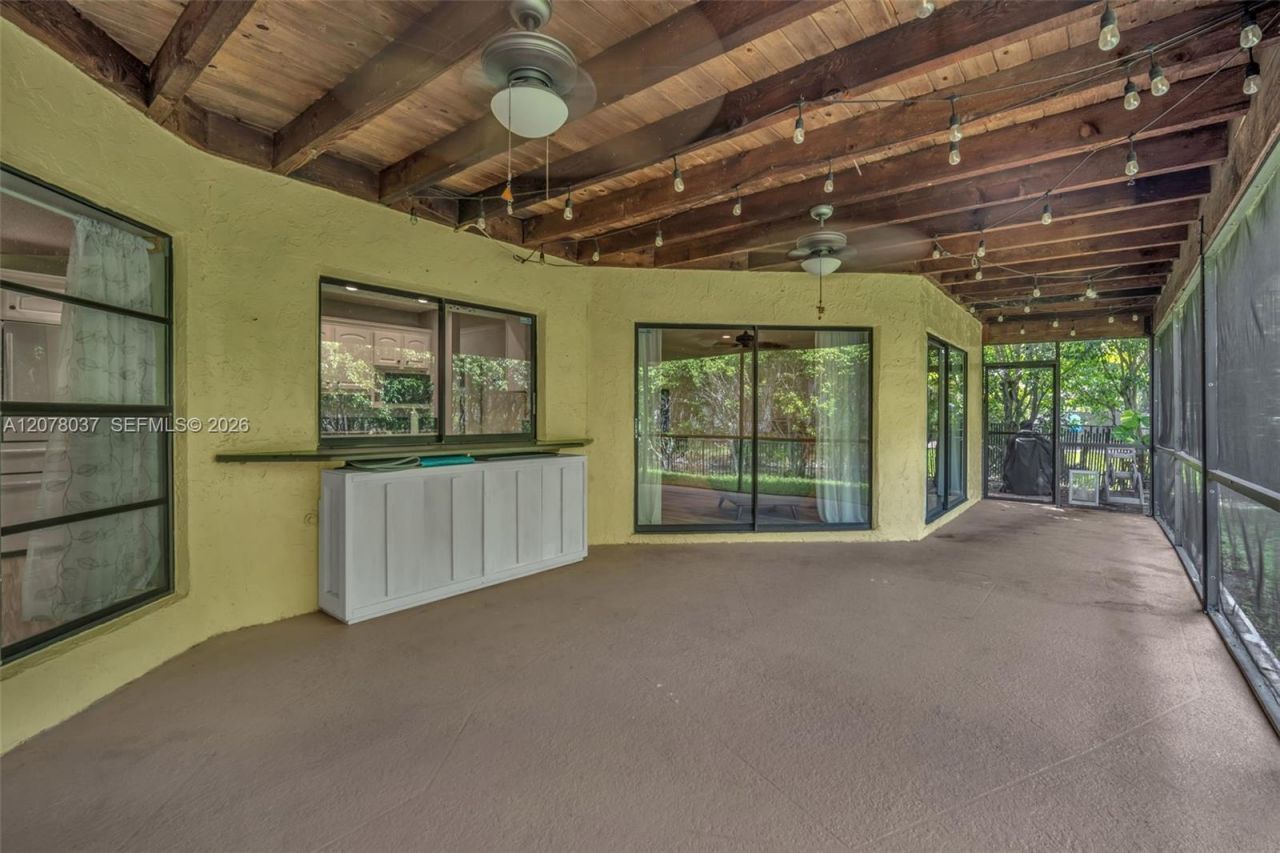 2426 NW 118th Ter , Coral Springs, FL 33065 Photo
