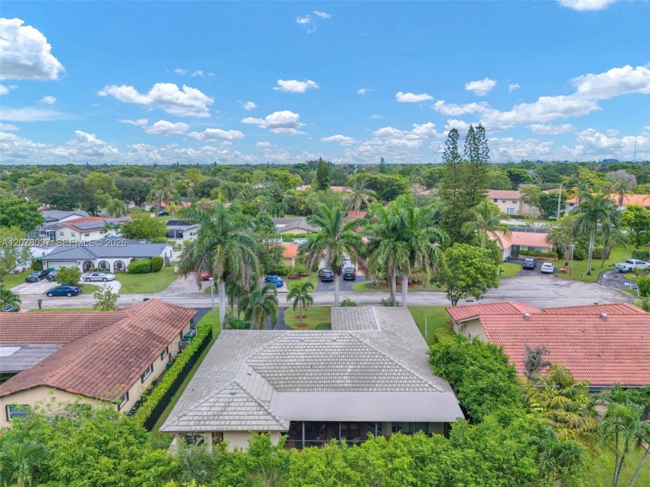 2426 NW 118th Ter , Coral Springs, FL 33065 Photo