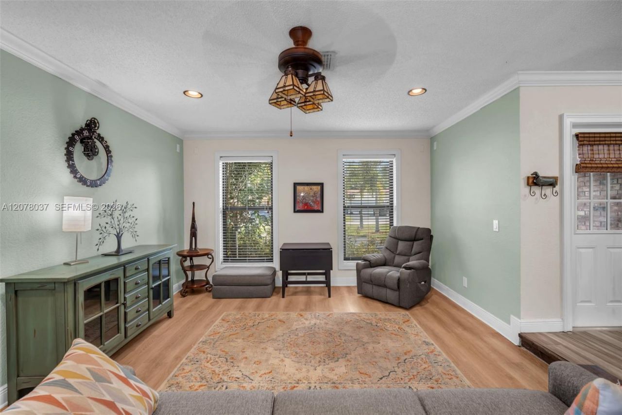 2426 NW 118th Ter , Coral Springs, FL 33065 Photo
