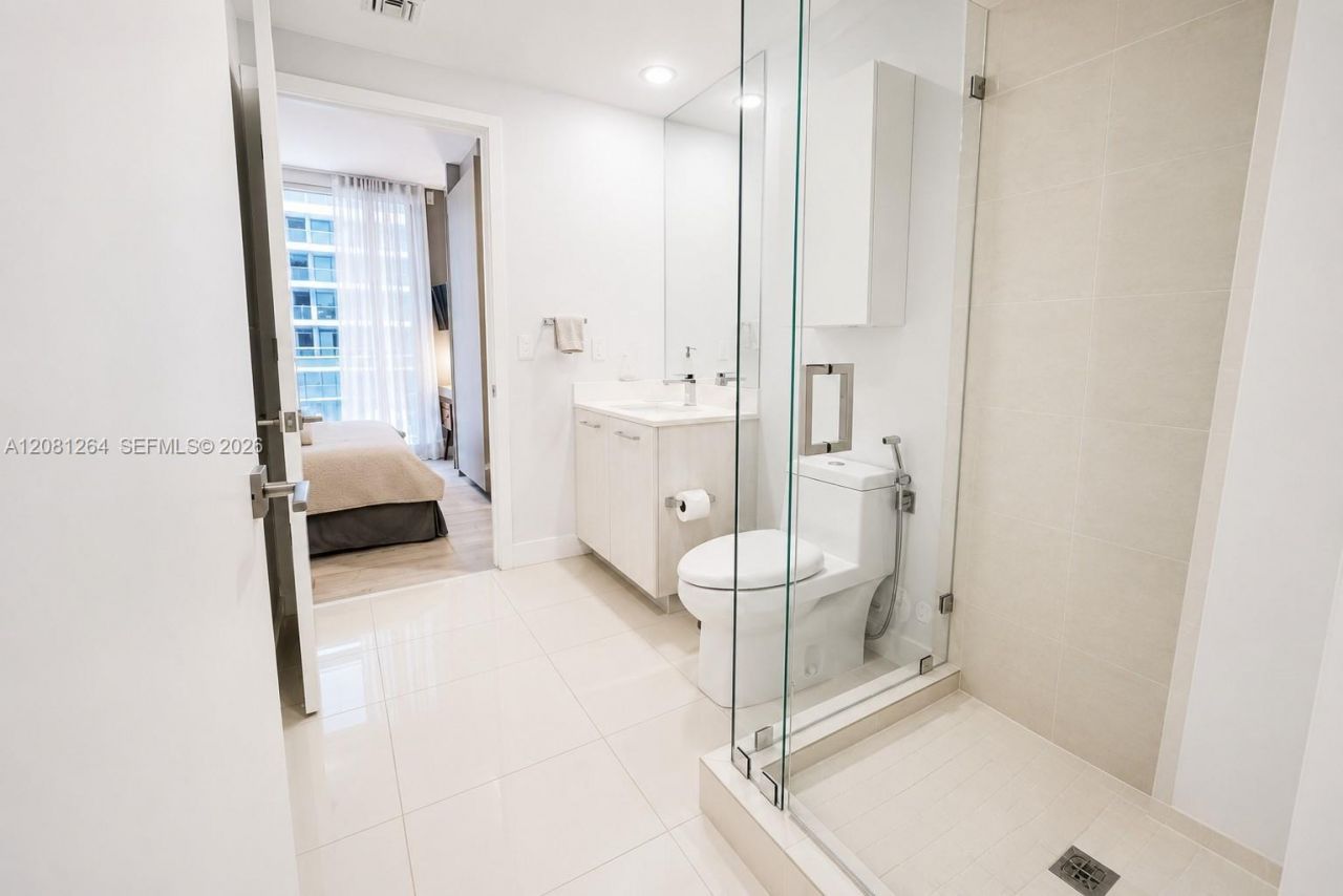 55 SW 9th St, Unit 1001, Miami, FL 33130 Photo