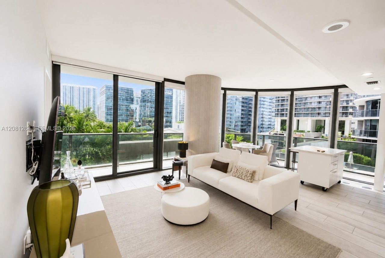 55 SW 9th St, Unit 1001, Miami, FL 33130 Photo