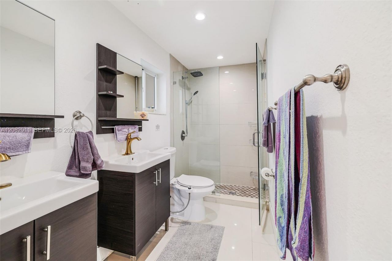 1718 NE 58th St , Fort Lauderdale, FL 33334 Photo