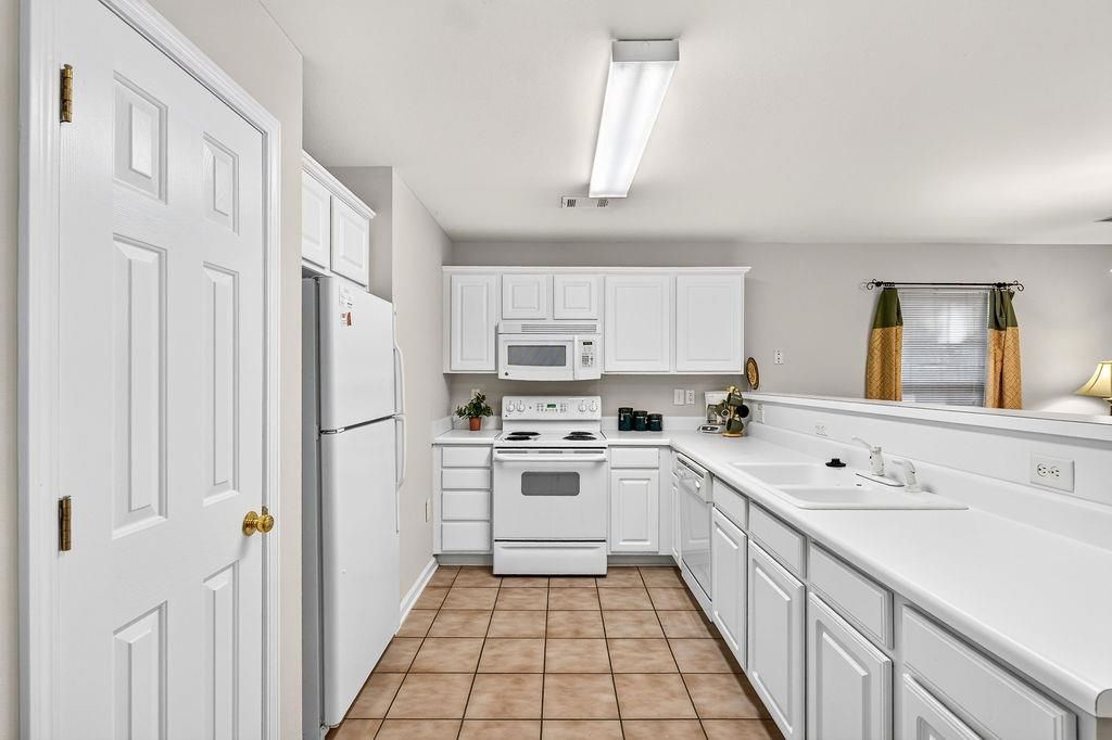 549 Blue Stem Dr. Photo 14