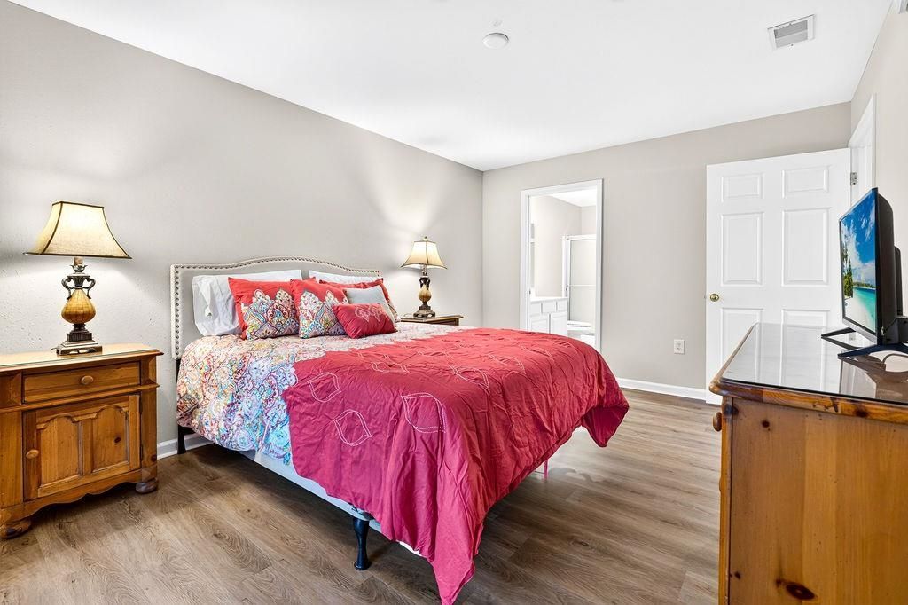 549 Blue Stem Dr. Photo 18