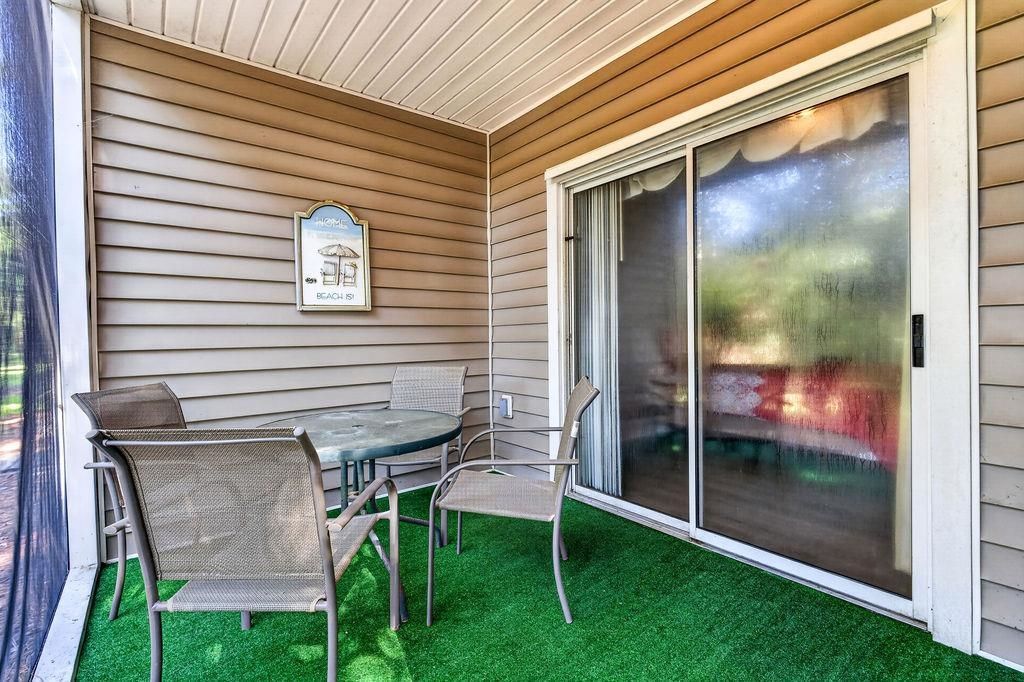 549 Blue Stem Dr. Photo 32