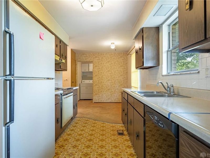120 Marsha Jeanne Way, Centerville, OH 45458 Photo 10