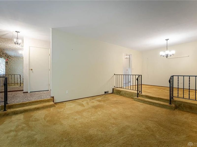 120 Marsha Jeanne Way, Centerville, OH 45458 Photo 5