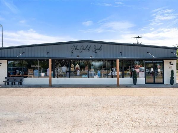 503. E Commerce Street, Unit 513, Fairfield, TX 75840