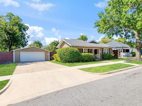 3024 Purington Avenue , Fort Worth, TX 76103