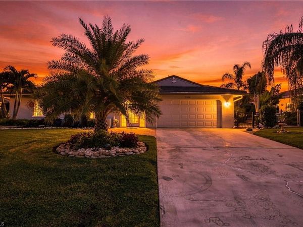 1024 E Archer PKWY , CAPE CORAL, FL 33904