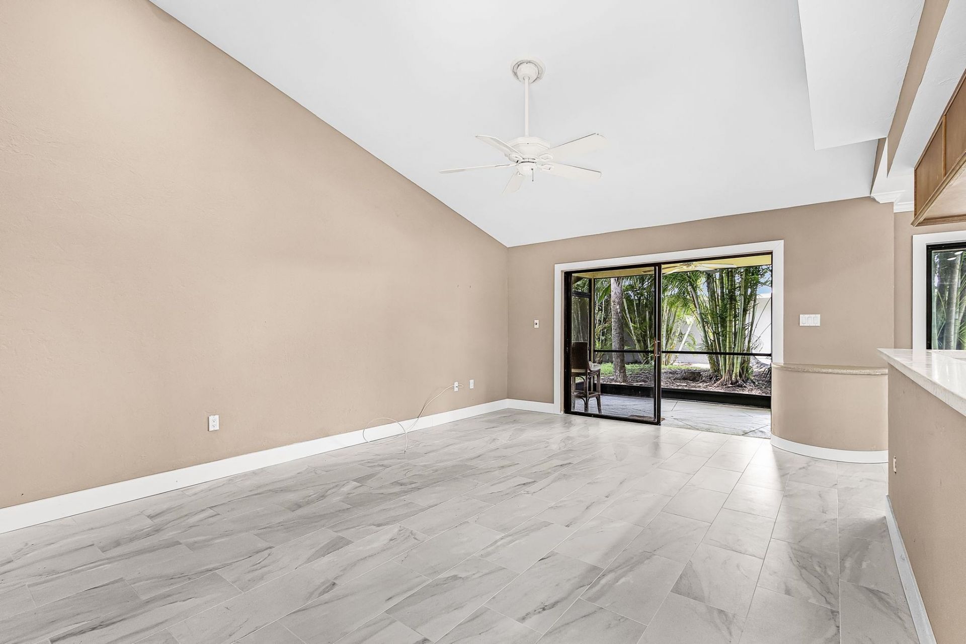 12538 Barrington Ct, Fort Myers, FL 33908 Photo