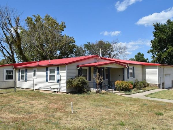 428599 Texanna Road, Porum, OK 74455