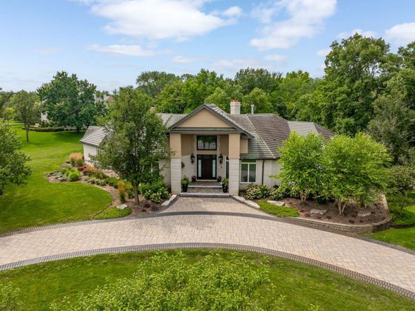 50 Stone Creek Drive, Lemont, IL 60439