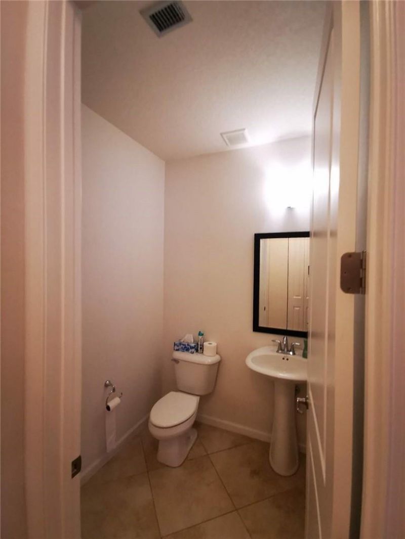 5011 NW 15th Terrace, Boca Raton, FL 33431 Photo