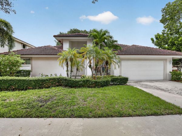924 SPOONBILL Circle, Weston, FL 33326