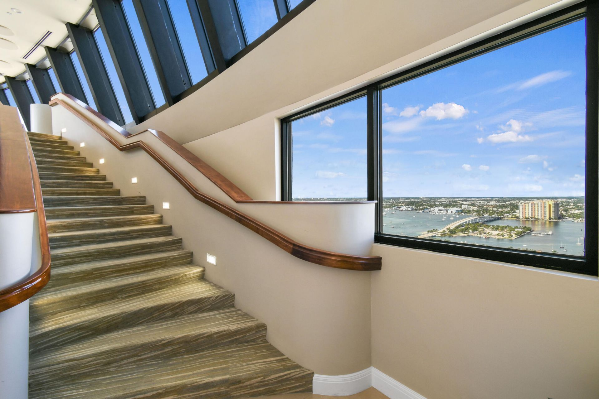 3000 N Ocean Drive, Unit 8A, Singer Island, FL 33404 Photo