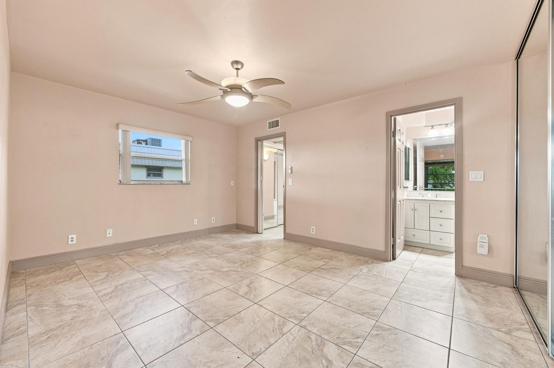 167 Valencia G, Delray Beach, FL 33446 Photo