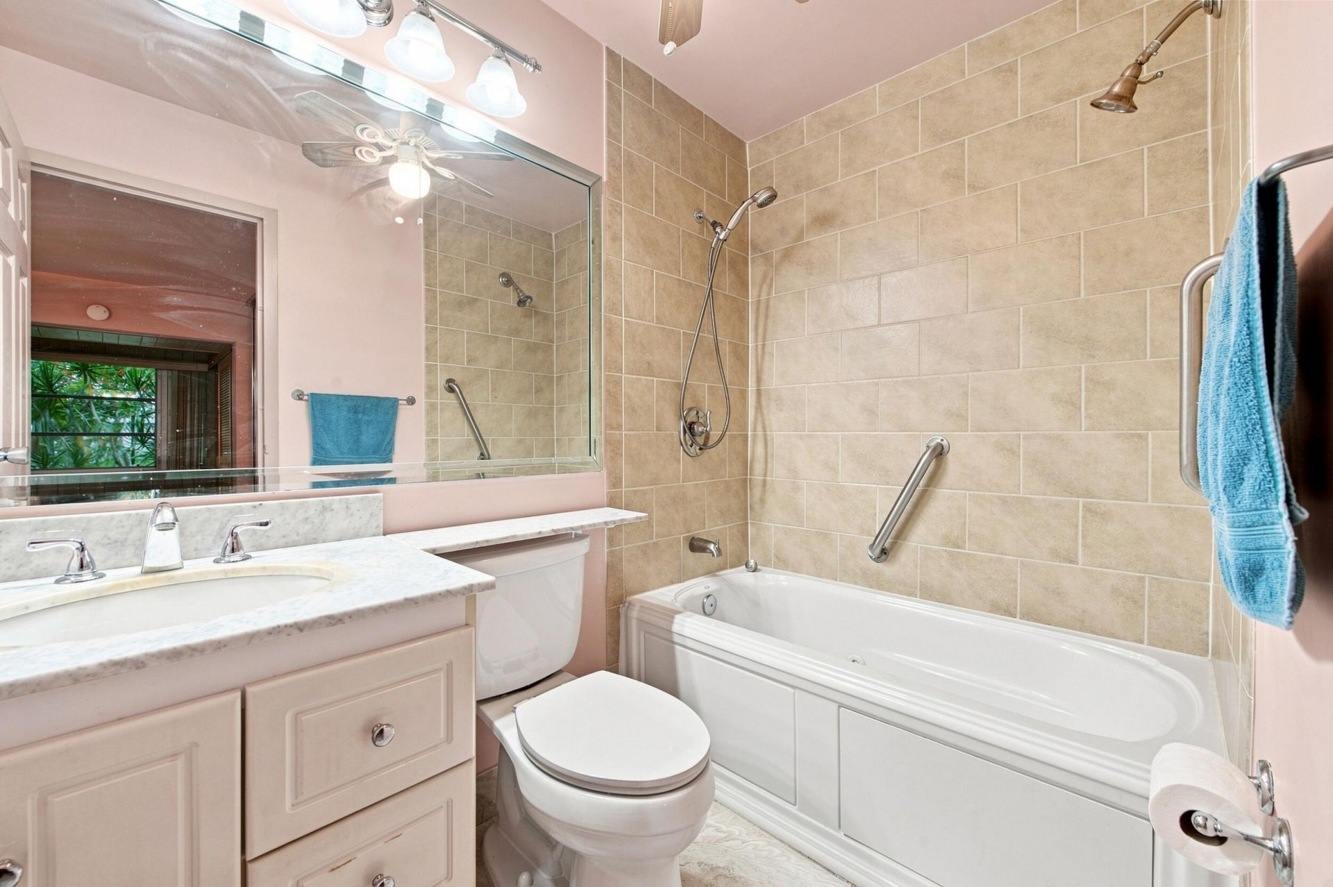 167 Valencia G, Delray Beach, FL 33446 Photo