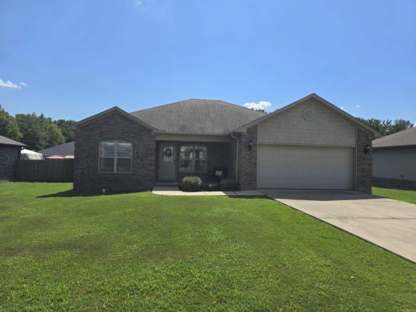 62 Grand Stand Drive , Austin, AR 72007