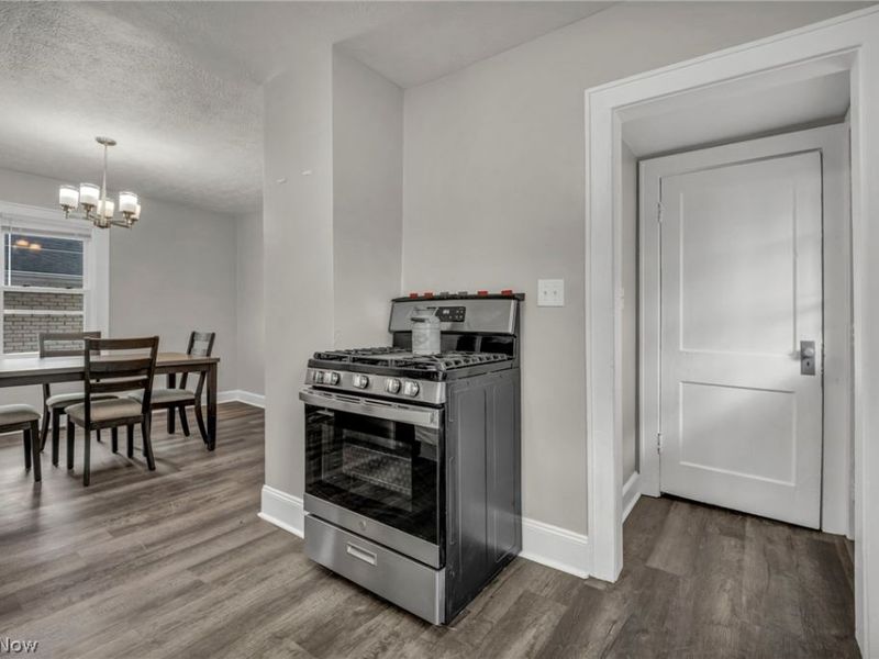 1334 S Seneca Avenue, Alliance, OH 44601 Photo 17