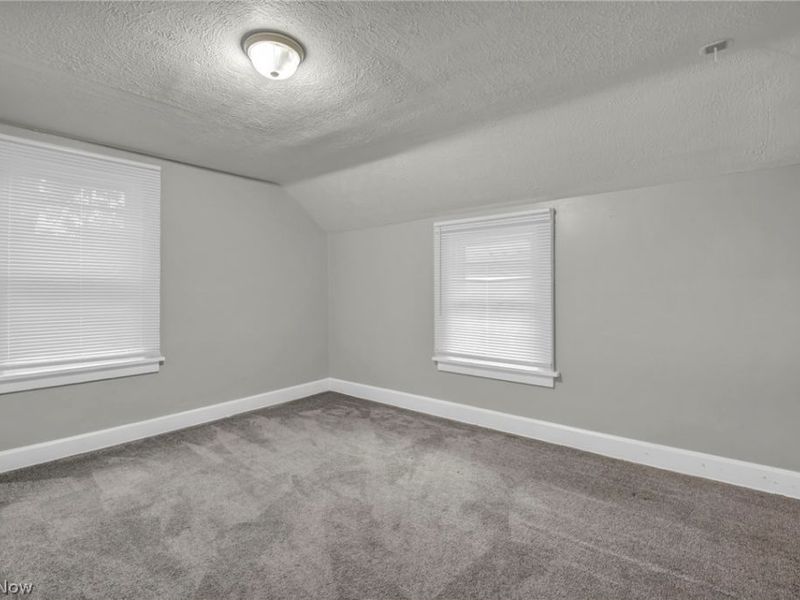 1334 S Seneca Avenue, Alliance, OH 44601 Photo 26