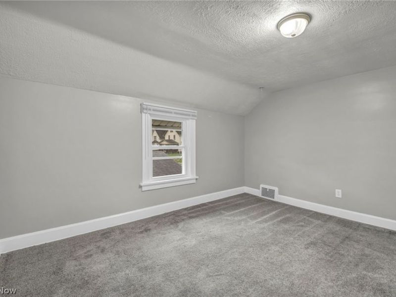 1334 S Seneca Avenue, Alliance, OH 44601 Photo 28