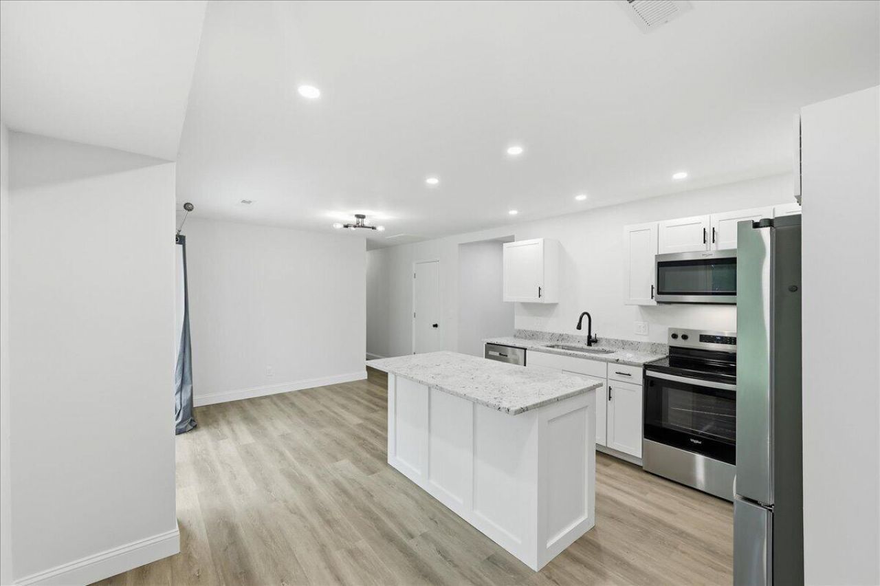 124 Robin Street Photo 11