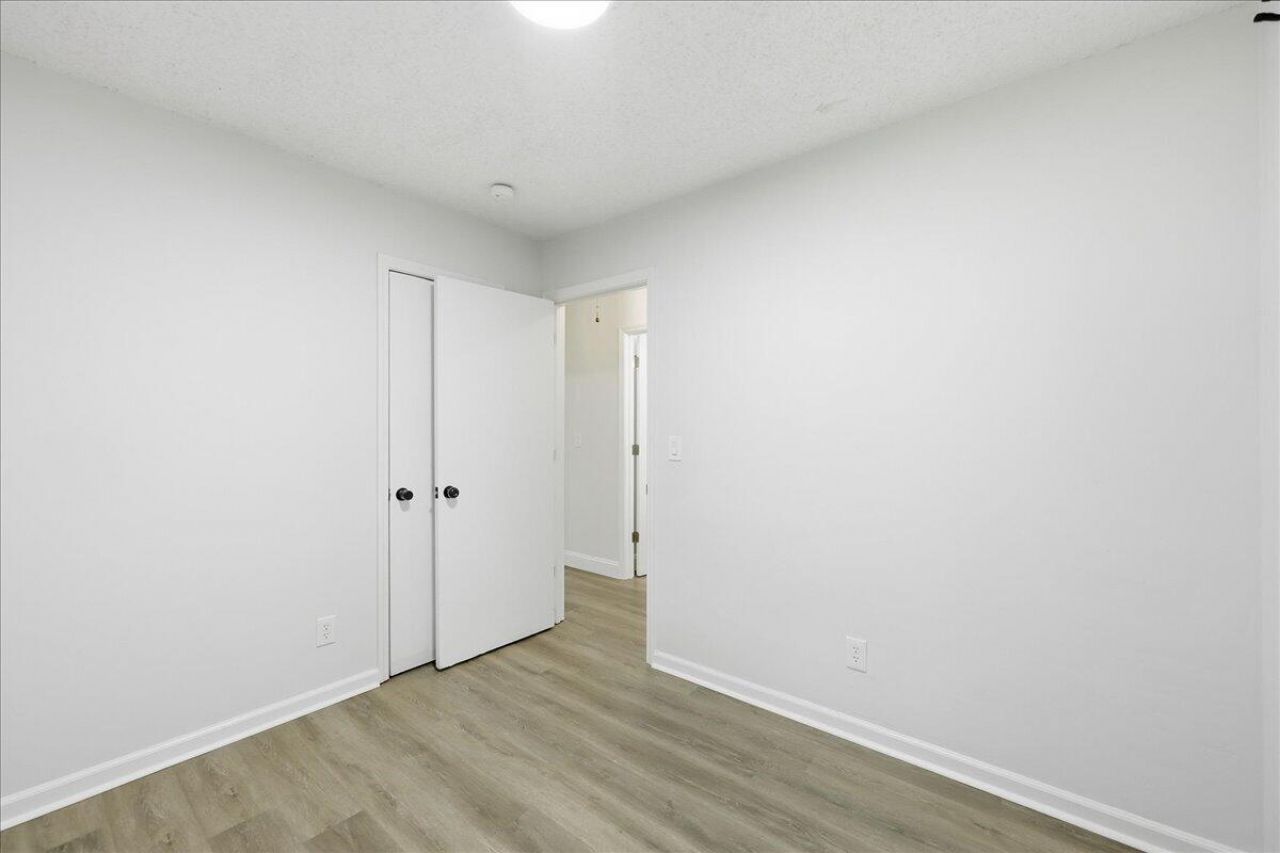 124 Robin Street Photo 24