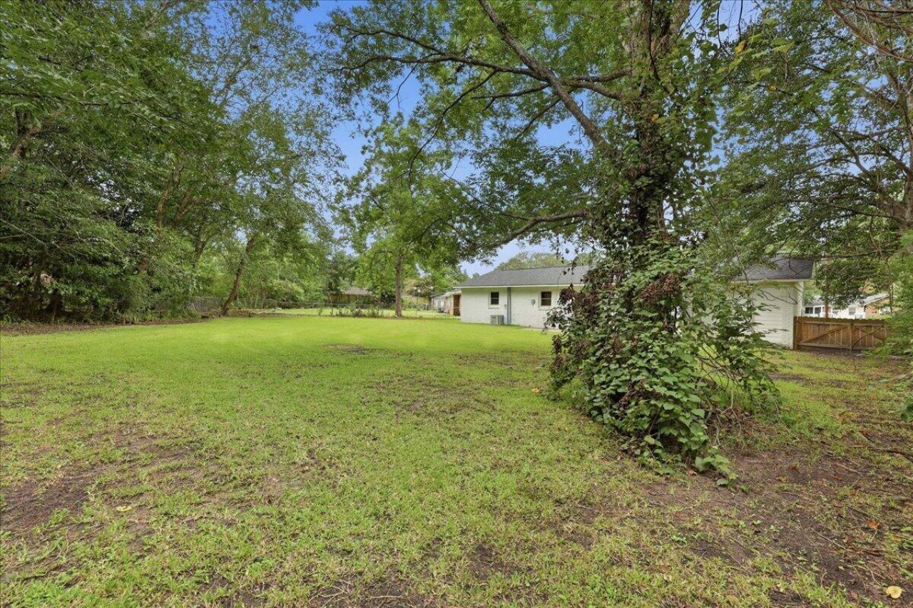 124 Robin Street Photo 39