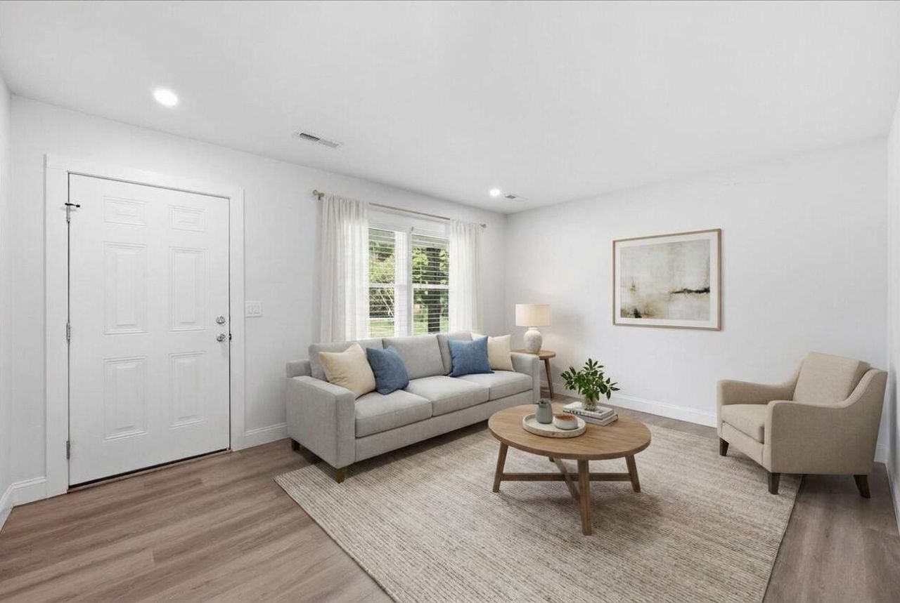 124 Robin Street Photo 44