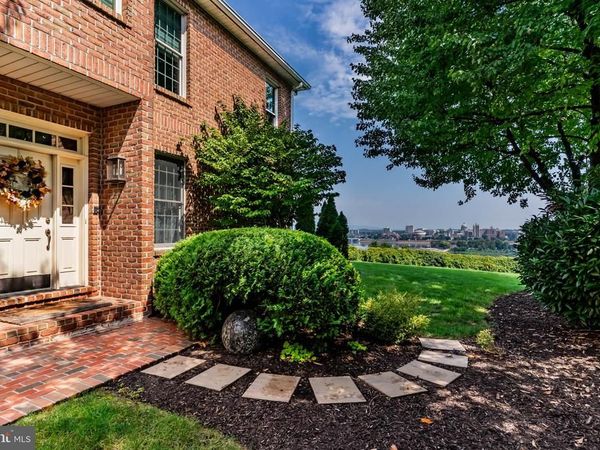 549 BRIDGEVIEW DRIVE, LEMOYNE, PA 17043