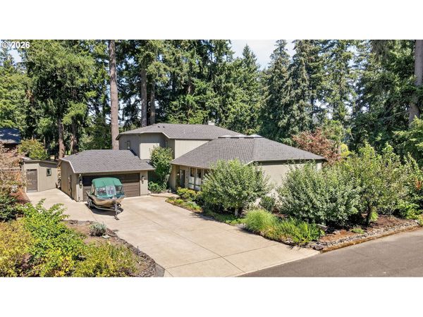 770 NE 31ST PL, Canby, OR 97013