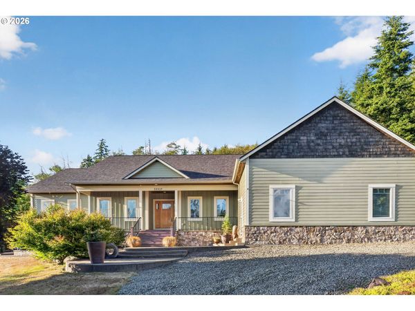 35517 Gustafson LN, Astoria, OR 97103