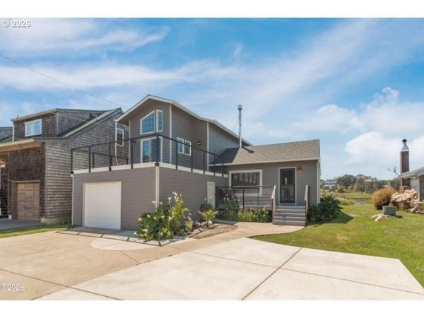 35120 RUEPPEL AVE, Pacific City, OR 97135