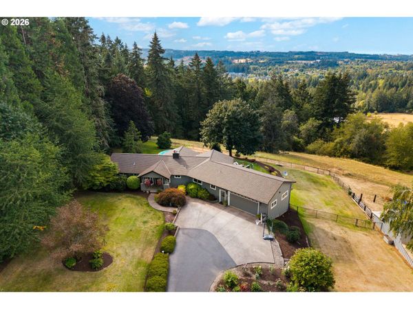 24801 SW LADD HILL RD, Sherwood, OR 97140
