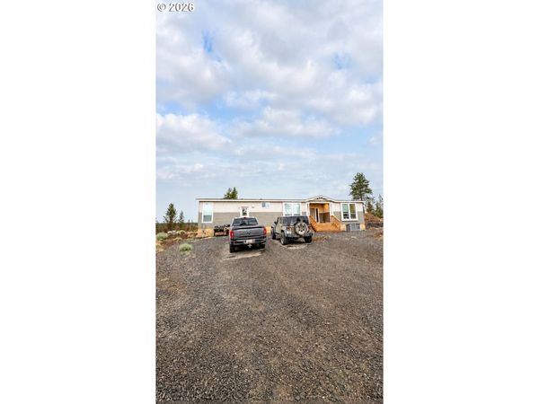 17672 WILT RD, Sisters, OR 97759