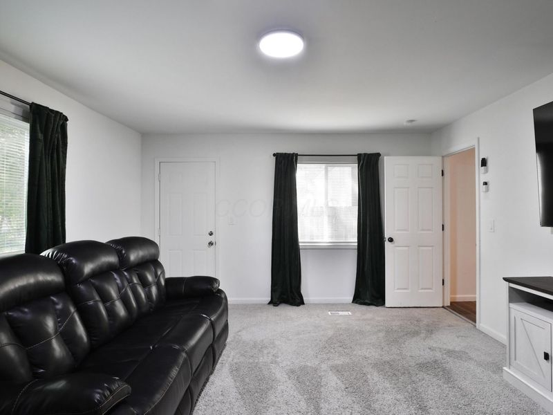 2302 Tempest Drive, Columbus, OH 43232 Photo 13