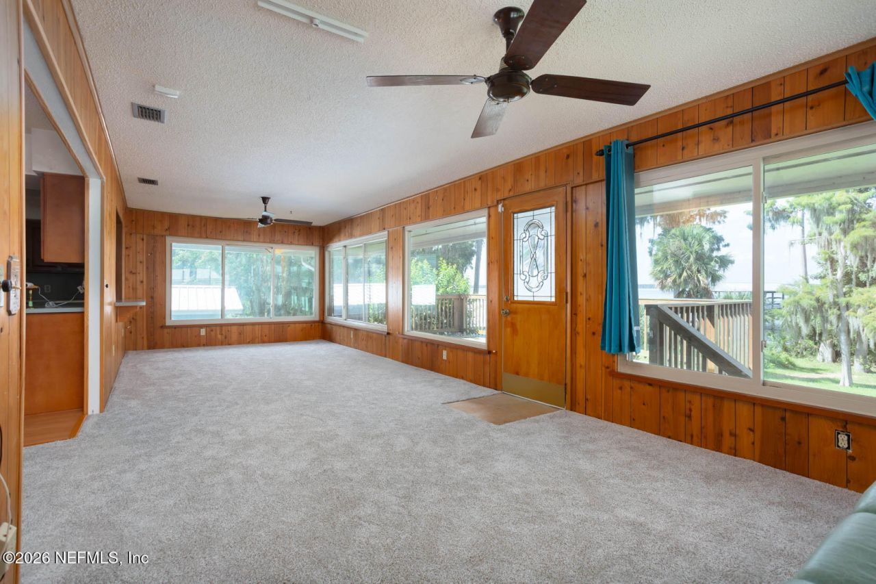 109 St Johns Boulevard, East Palatka, FL 32131 Photo