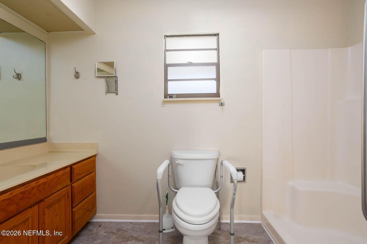 109 St Johns Boulevard, East Palatka, FL 32131 Photo