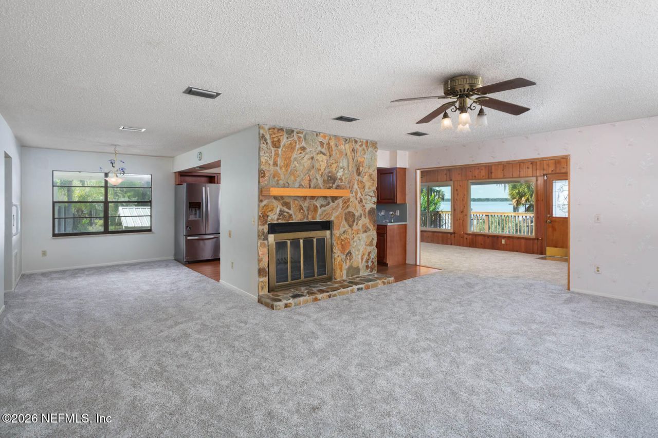 109 St Johns Boulevard, East Palatka, FL 32131 Photo