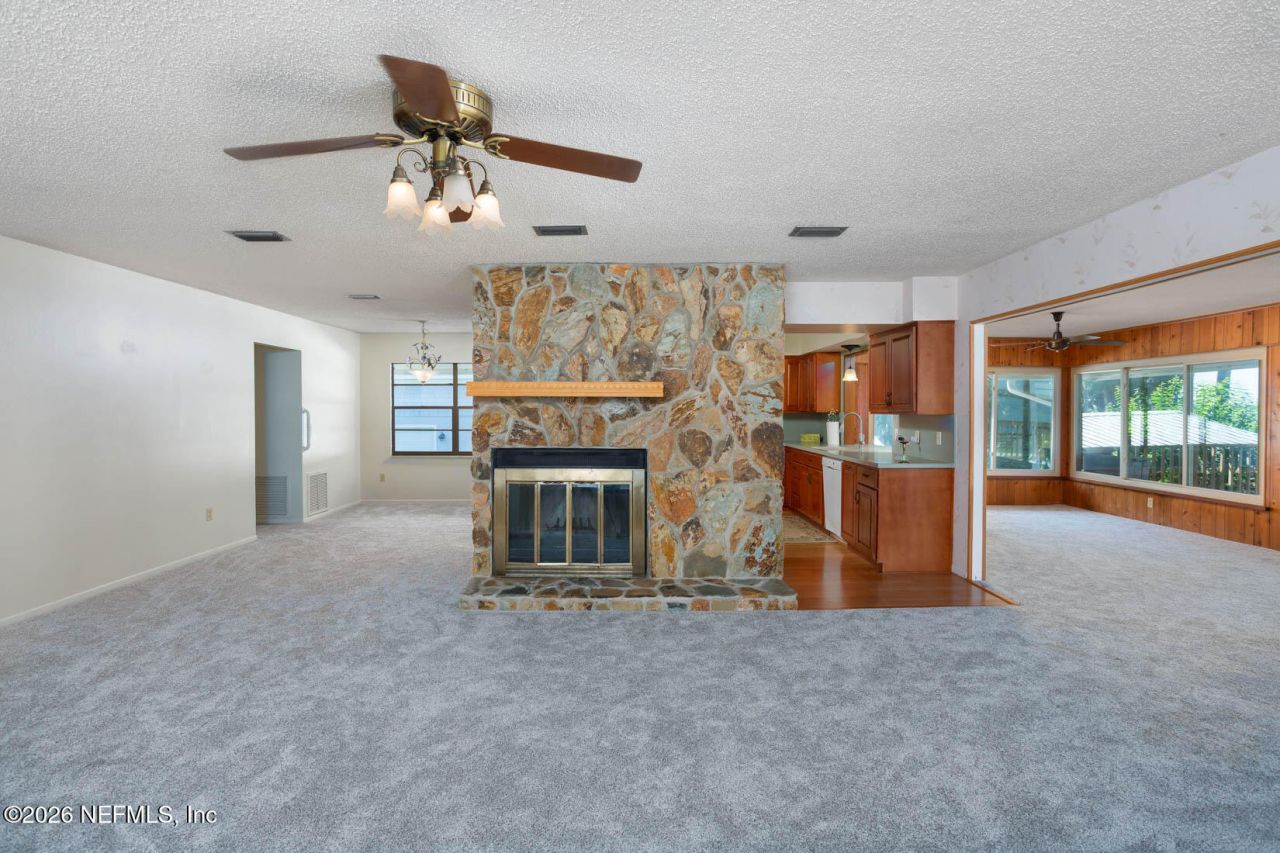 109 St Johns Boulevard, East Palatka, FL 32131 Photo