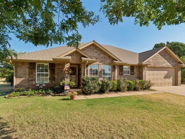 2096 County Road 1237, Tuttle, OK 73089