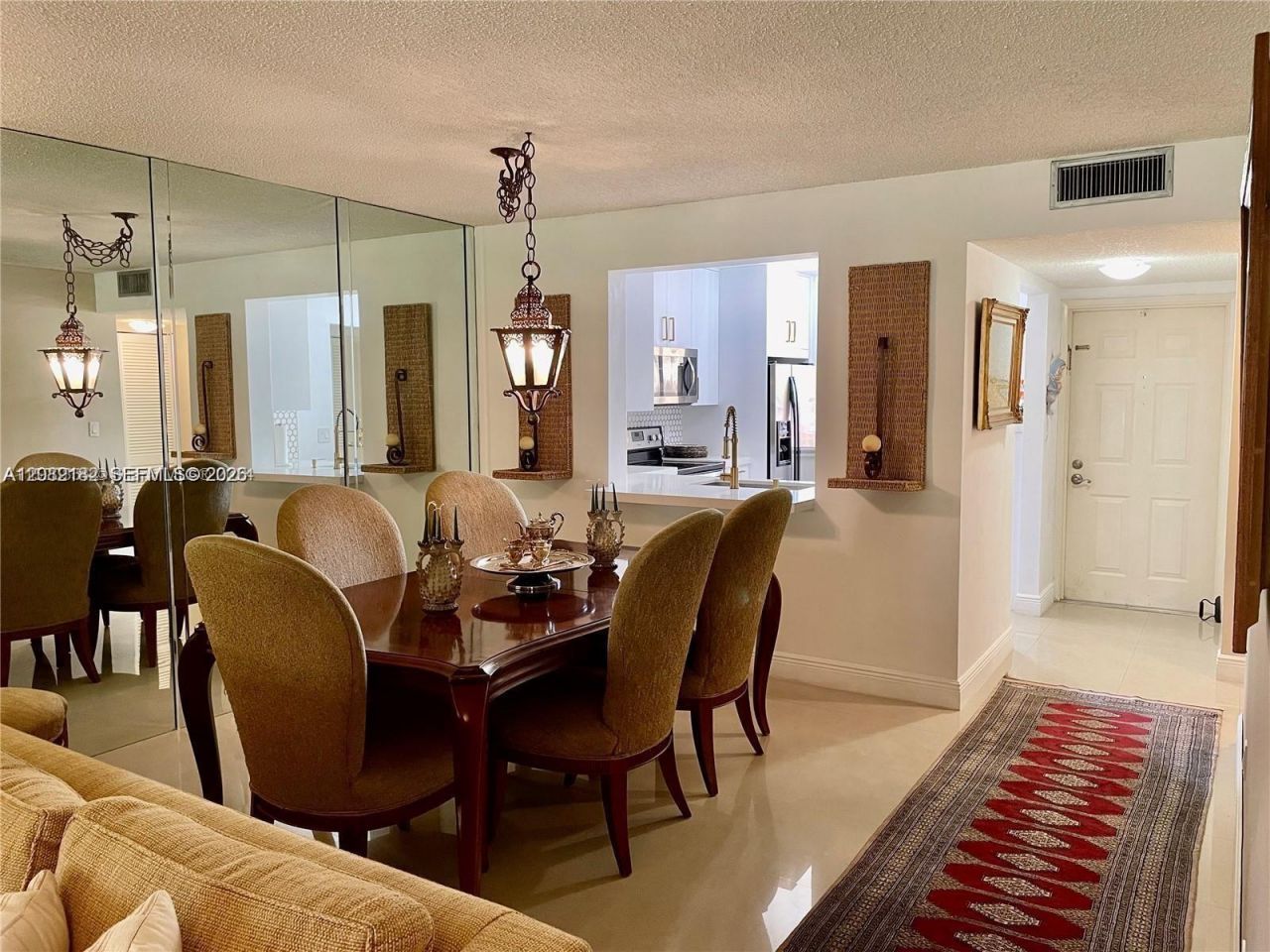 8592 W Sunrise Blvd, Unit 111, Plantation, FL 33322 Photo