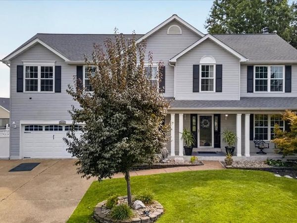 312 Quiet Country Drive , St Peters, MO 63376
