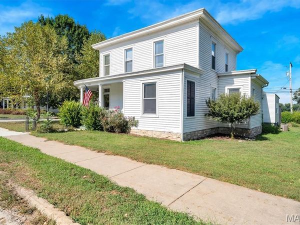 404 S 2nd Street, Clarksville, MO 63336