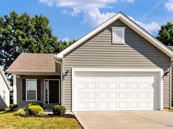 276 Autumn Oaks Drive, Troy, MO 63379